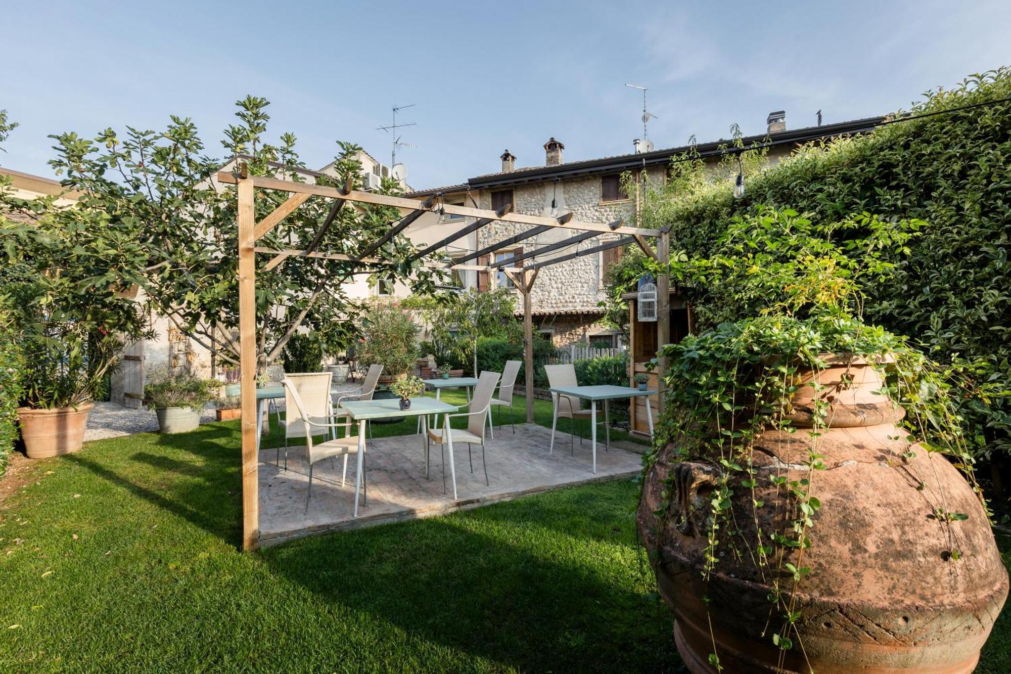 B&B Locanda Così Com'era Монцамбано Екстериор снимка