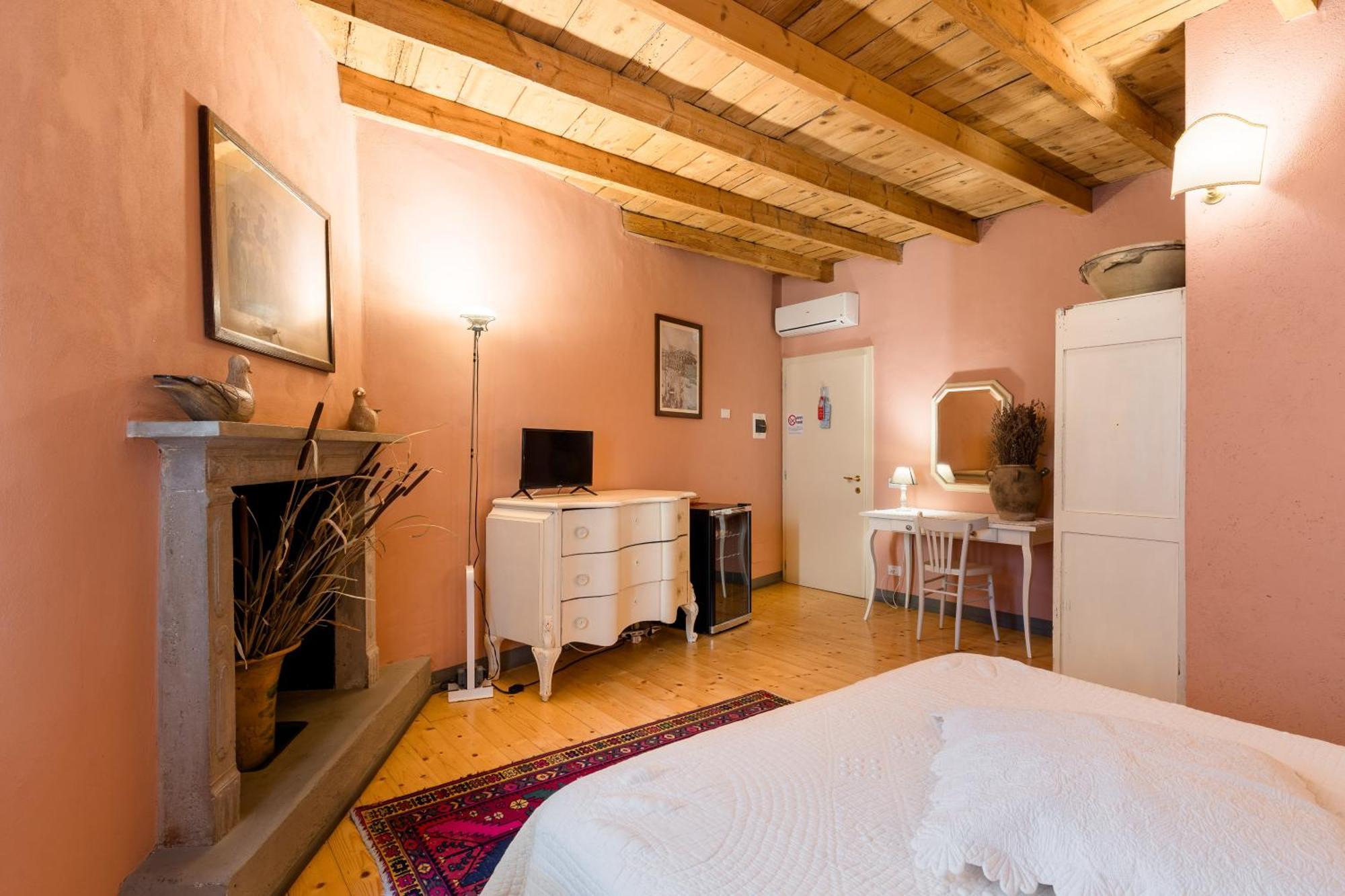 B&B Locanda Così Com'era Монцамбано Екстериор снимка